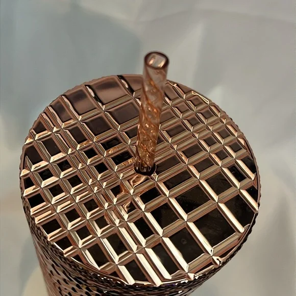 Starbucks Rose Gold Large Tumbler Venti New - Picture 4 of 9